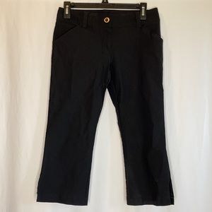 Mojo Black Capris - Size L